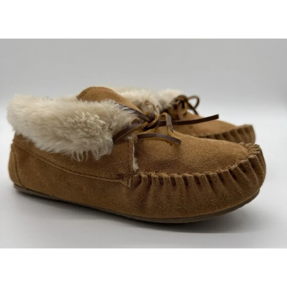 MINNETONKA Moccasin Boys Girls 3 Charley Bootie Tan Suede Slippers Shoes
